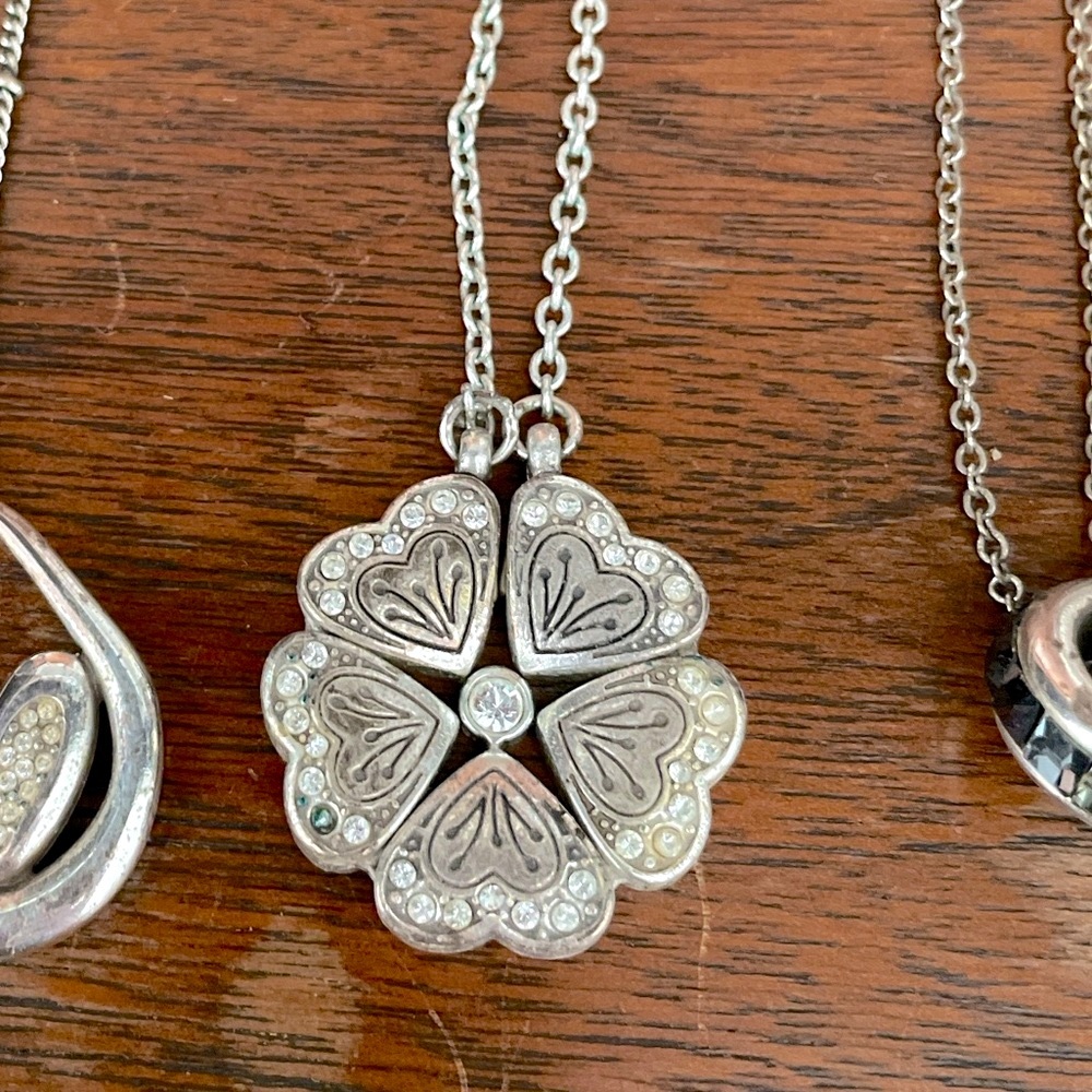 Brighton Jewelry | RARE Magnetic Flower Necklace